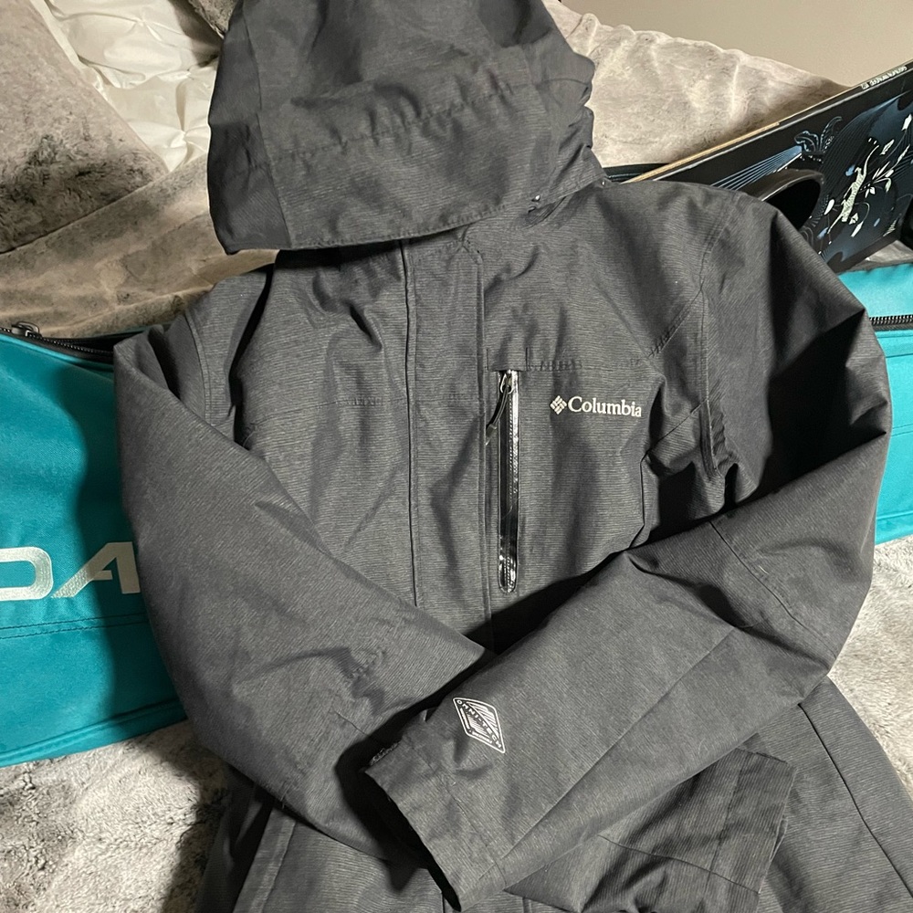 Columbia Medium Gray Ski Jacket